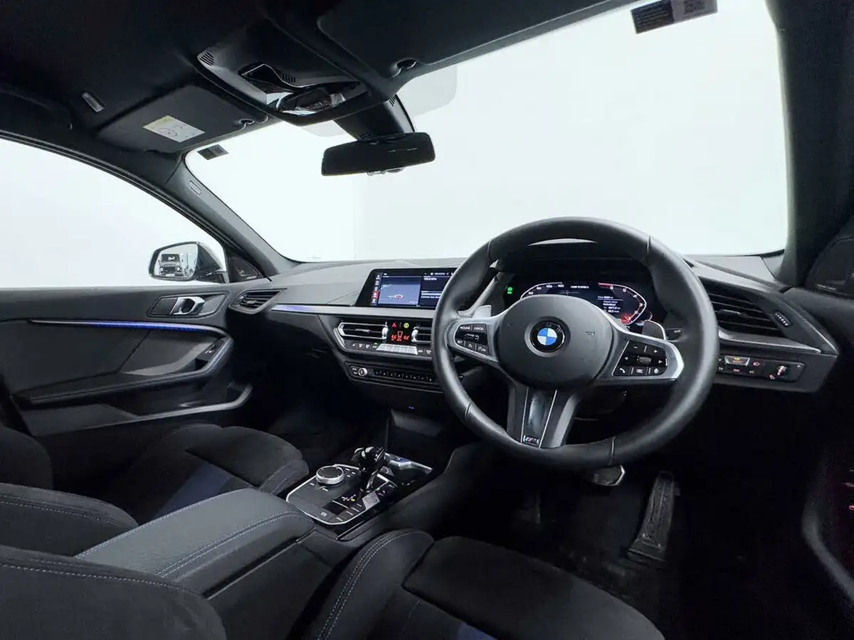 2024-bmw-1-series-20-m135i-xdrive-big-32