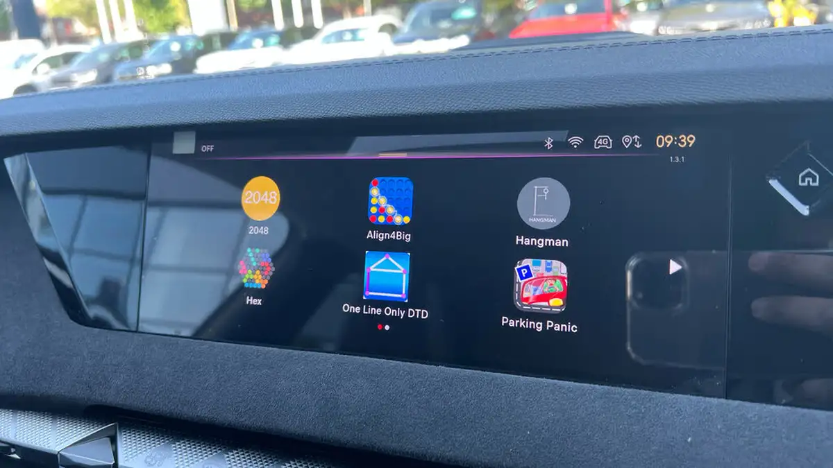 2024-ds-ds-4-e-tense-performance-line-nav-big-31