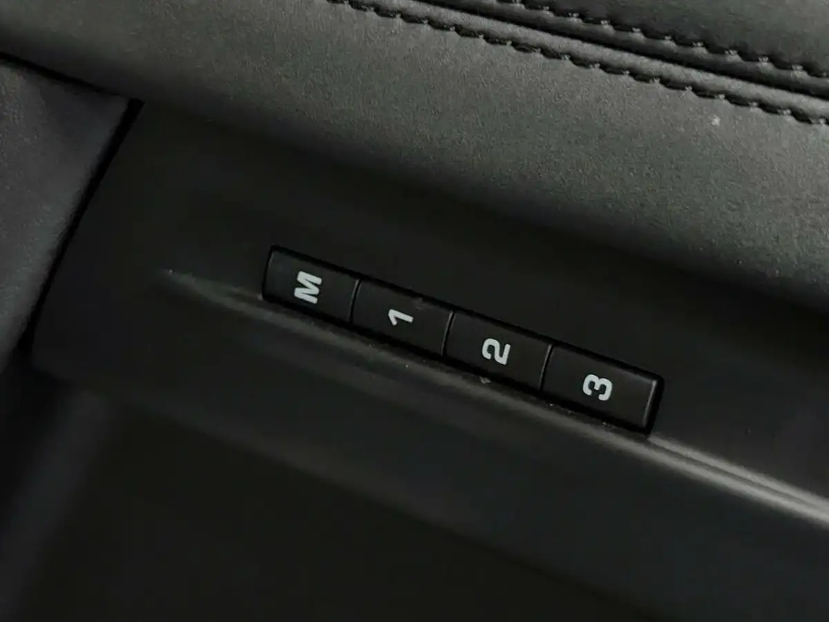 2021-land-rover-range-rover-evoque-20-d200-r-dynamic-se-big-27