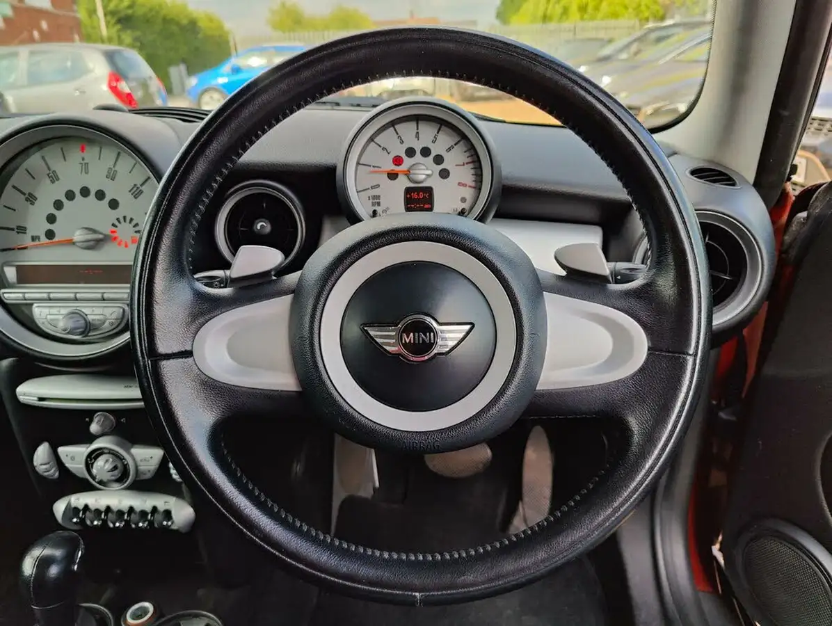 2007-mini-cooper-16-cooper-120bhp-hatchback-3d-auto-big-22