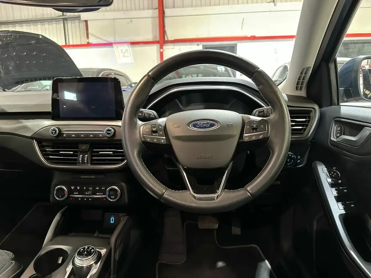 2020-ford-focus-10t-titanium-x-hatchback-auto-big-16