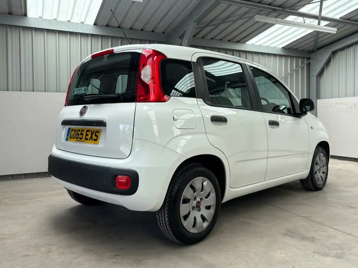 2015-fiat-panda-12-pop-big-10