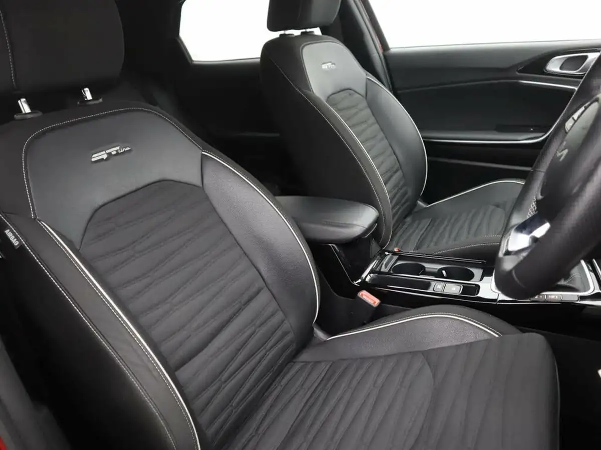 2023-kia-xceed-15-t-gdi-gt-line-158bhp-big-10