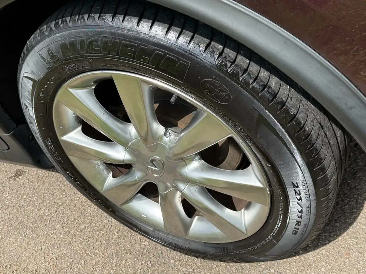 2011-infiniti-ex-30td-big-20