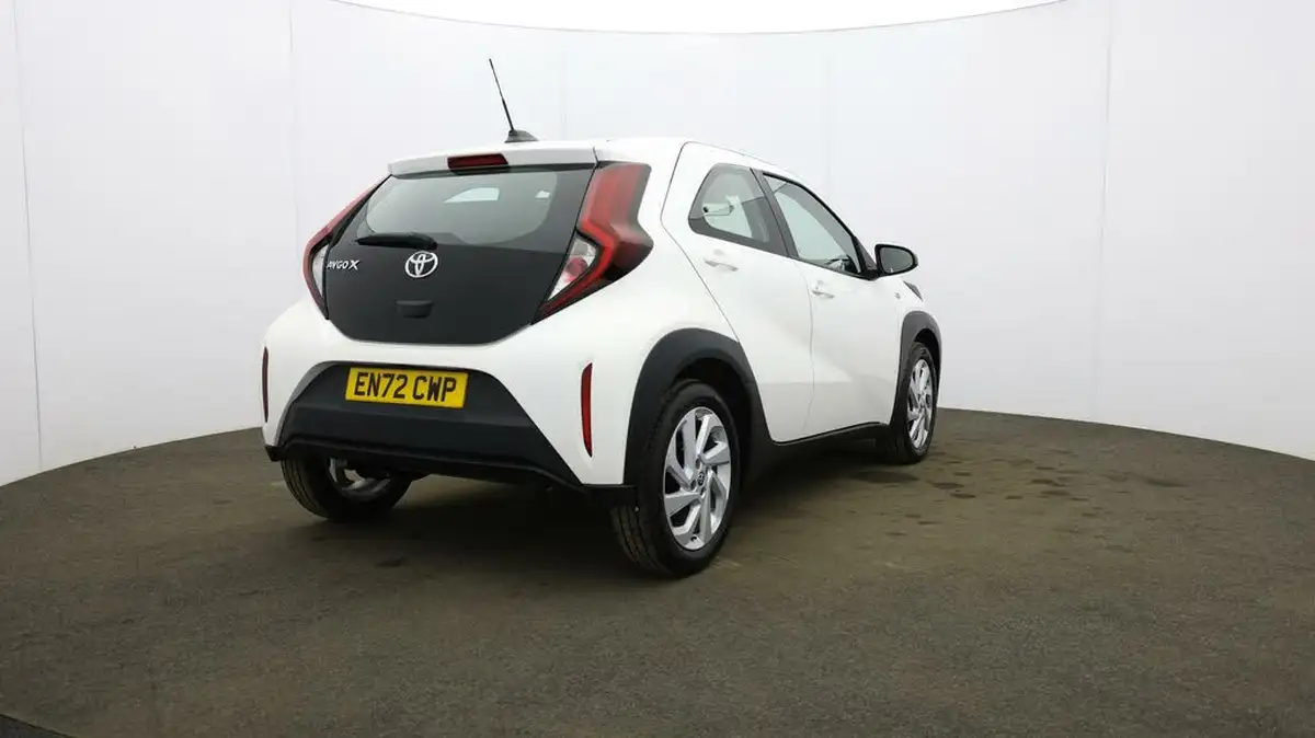 2023-toyota-aygo-x-10-vvt-i-pure-cvt-big-59