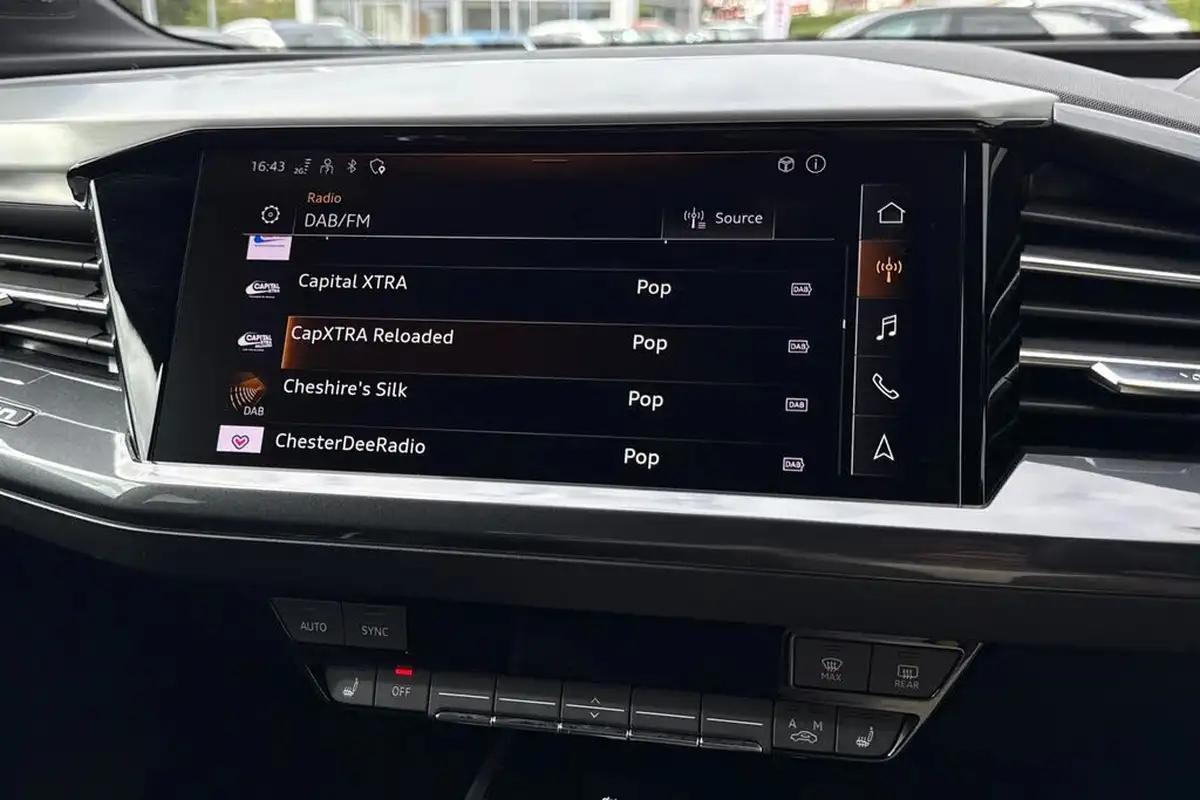 2023-audi-q4-e-tron-50e-black-edition-station-wagon-big-33