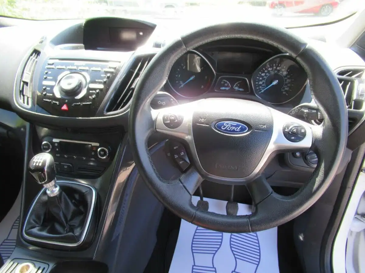2013-ford-kuga-20tdci-titanium-163ps-4x4-big-3