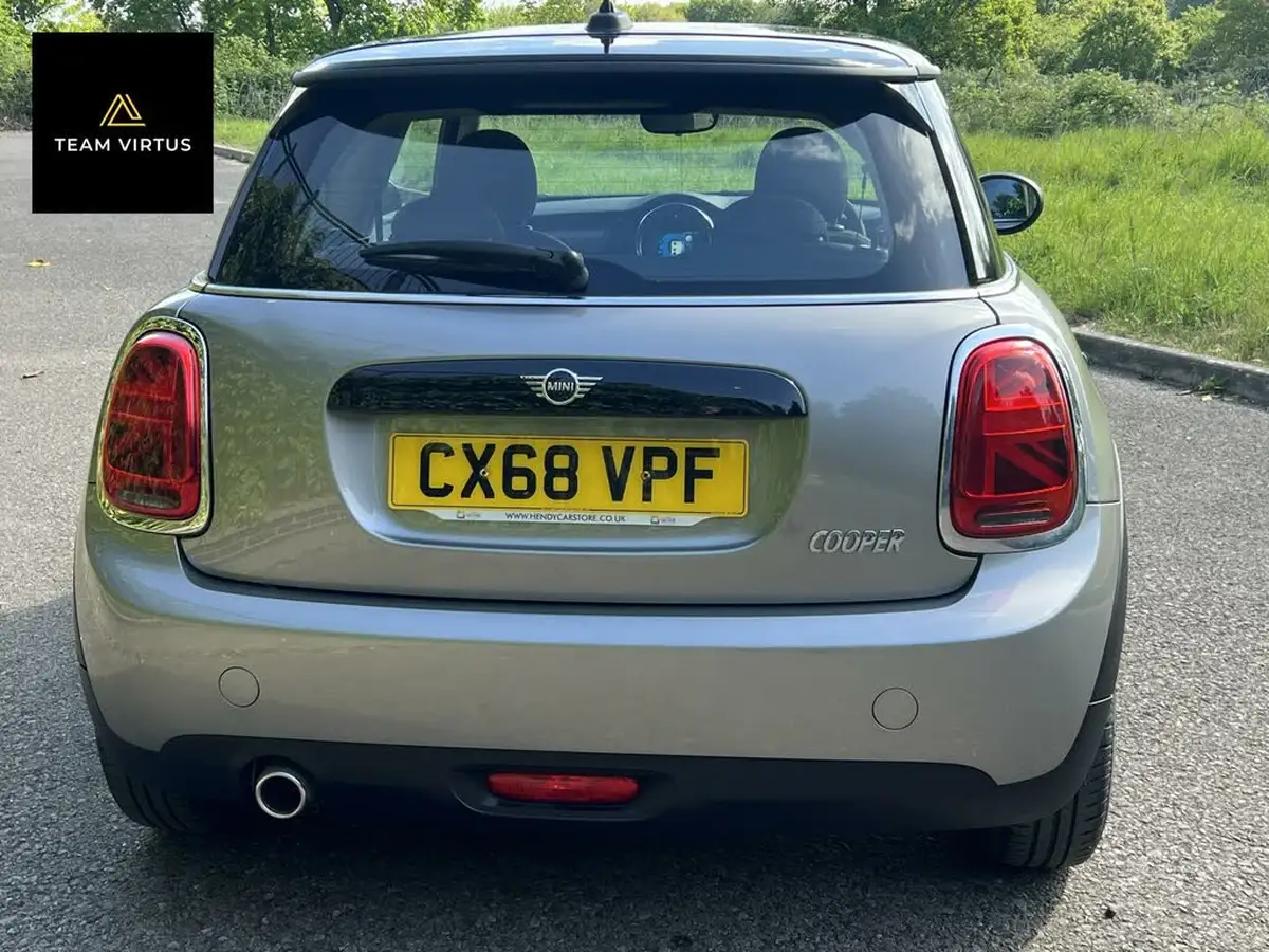 2018-mini-cooper-15-cooper-series-ii-ss-hatchback-3d-big-9