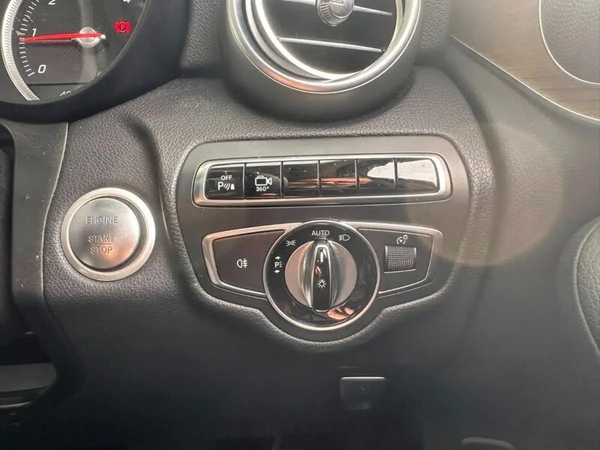 2015-mercedes-benz-glc-class-21d-glc250d-sport-premiumss-big-11