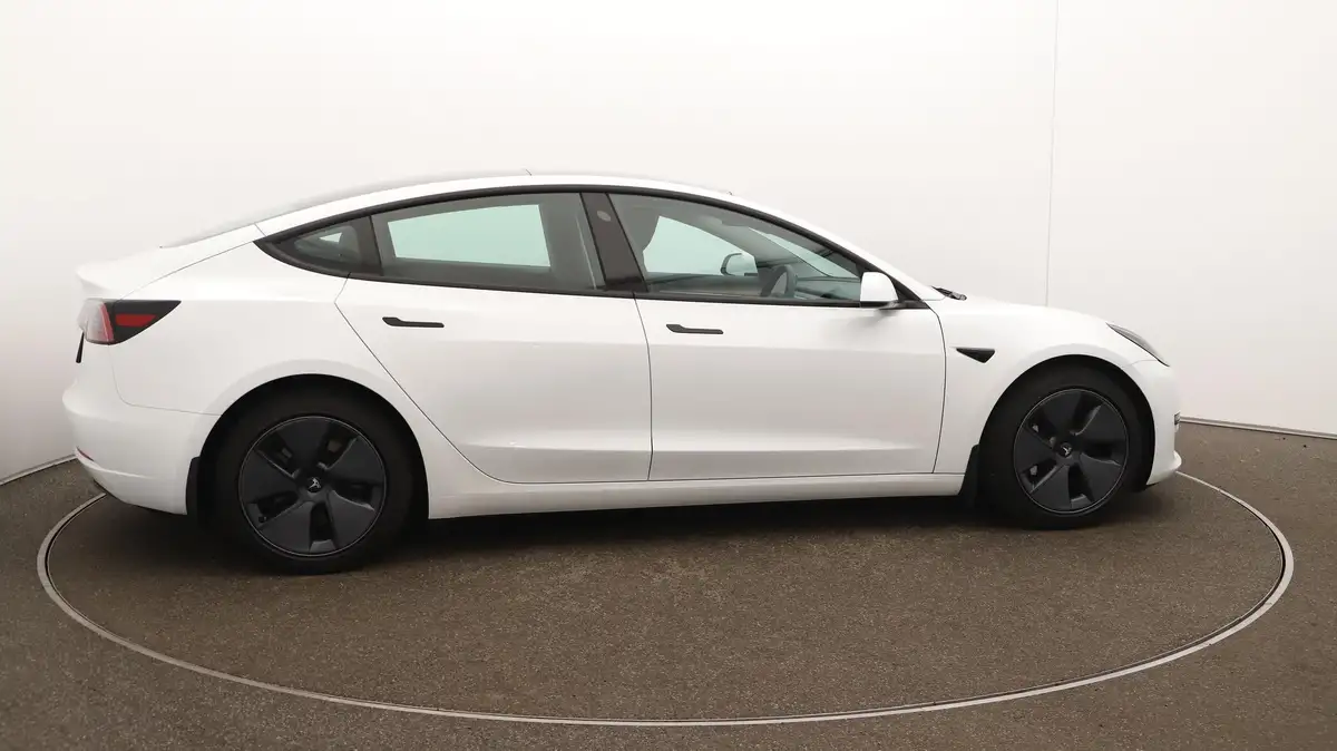 2021-tesla-model-3-e-standard-plus-big-49