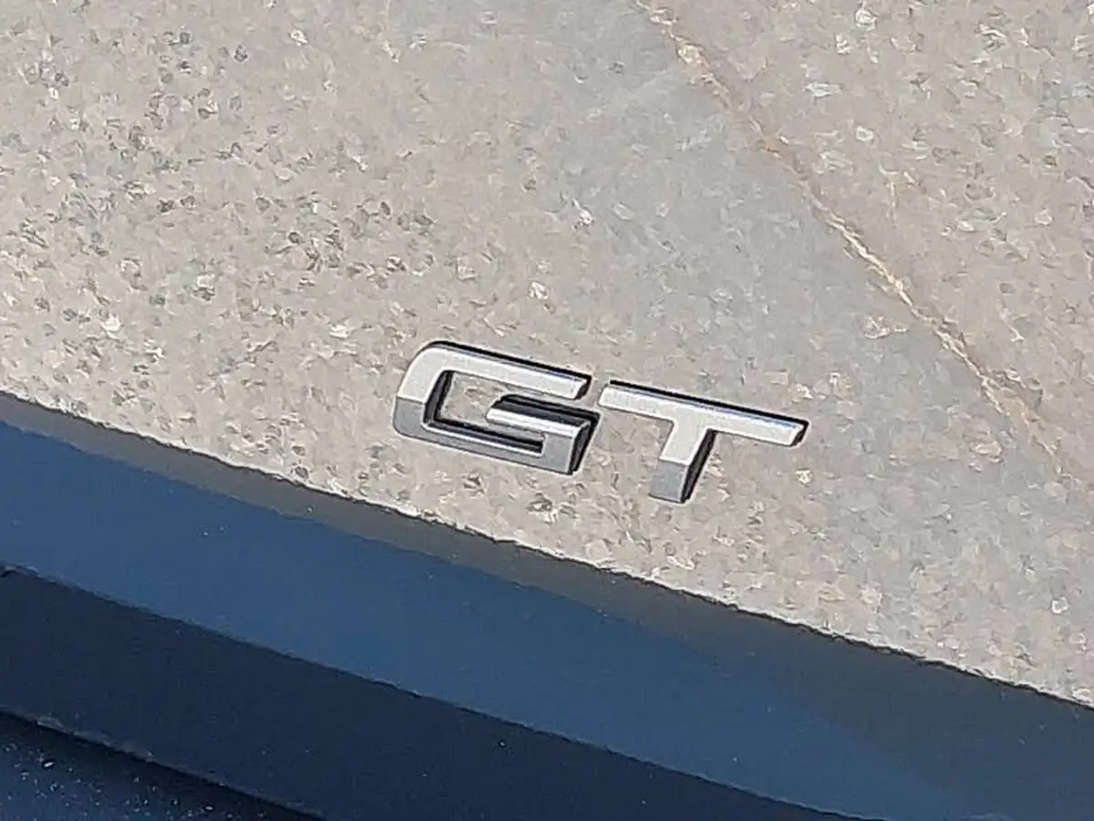 2024-peugeot-2008-suv-e-gt-136ps-50kwh-big-14