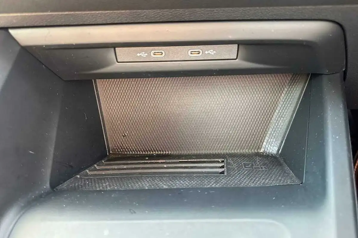 2024-volkswagen-golf-15-tsi-match-115ps-big-29