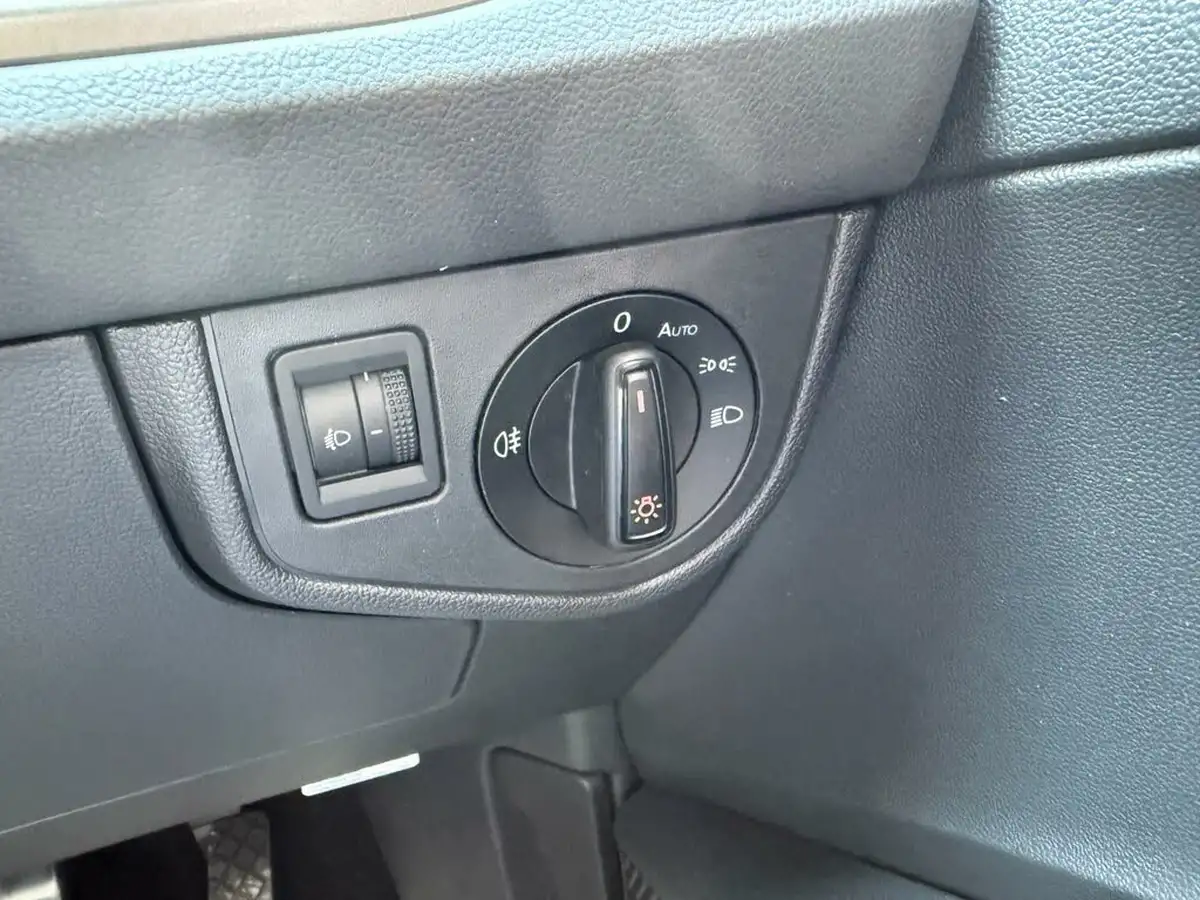 2019-volkswagen-polo-10-tsi-se-ss-dsg-big-56