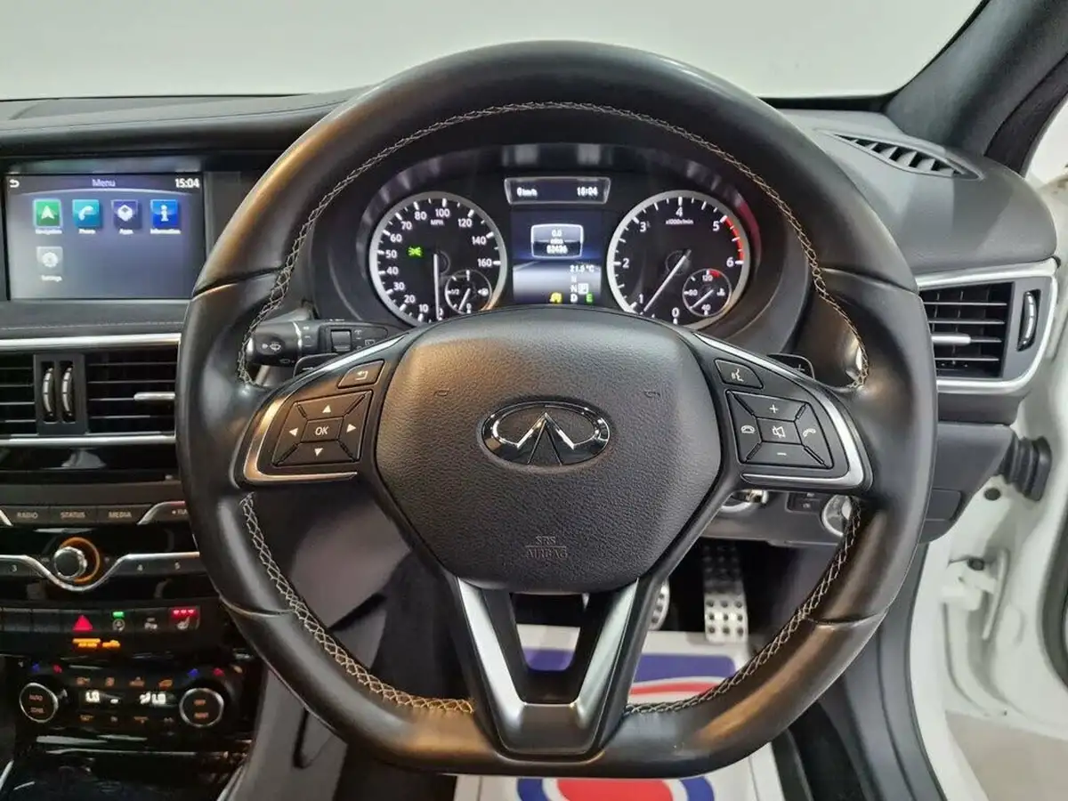 2016-infiniti-q30-22d-sport-awd-big-52