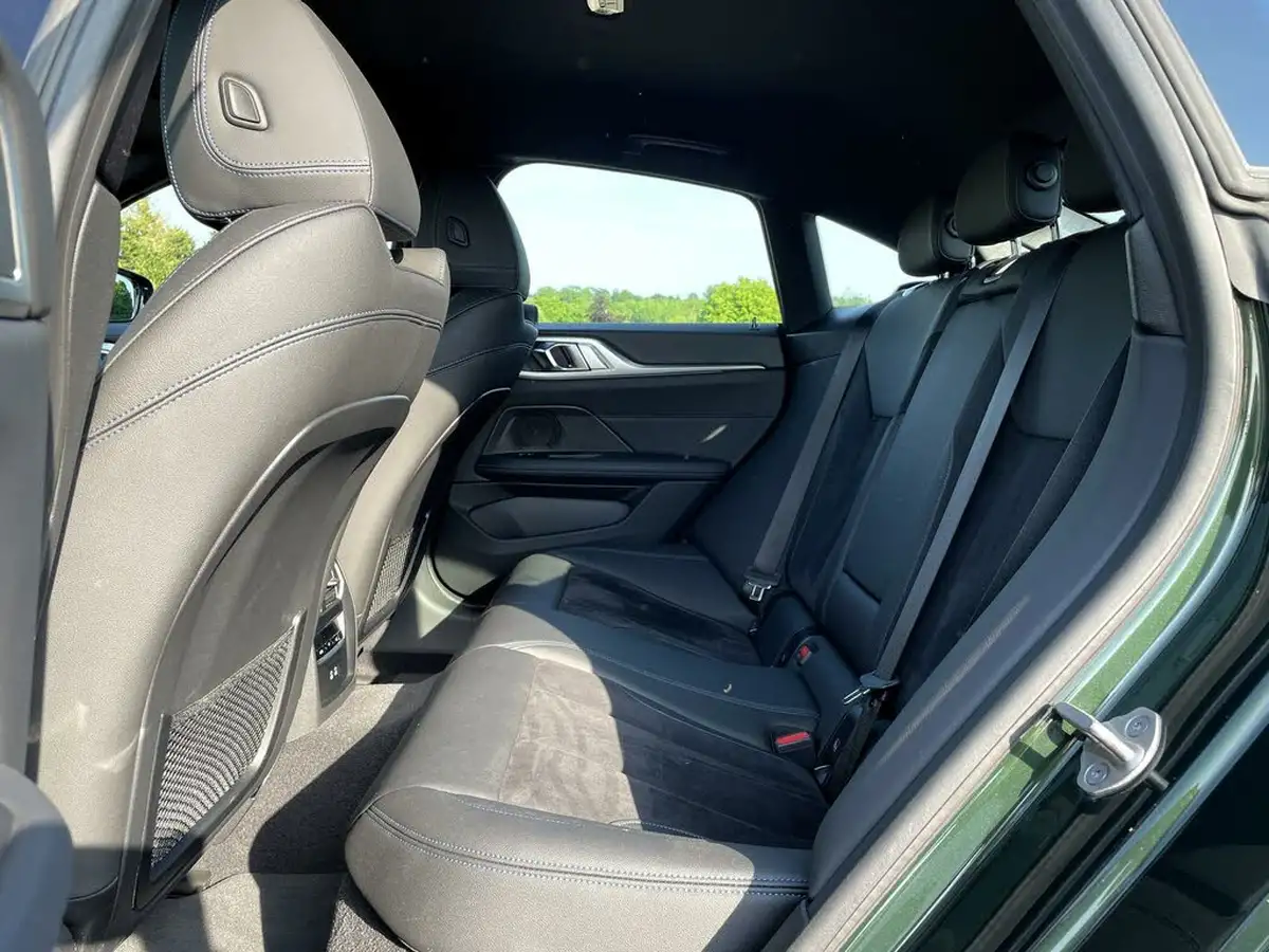 2024-bmw-i4-e-edrive40-m-sport-pro-packtech-pack-big-26