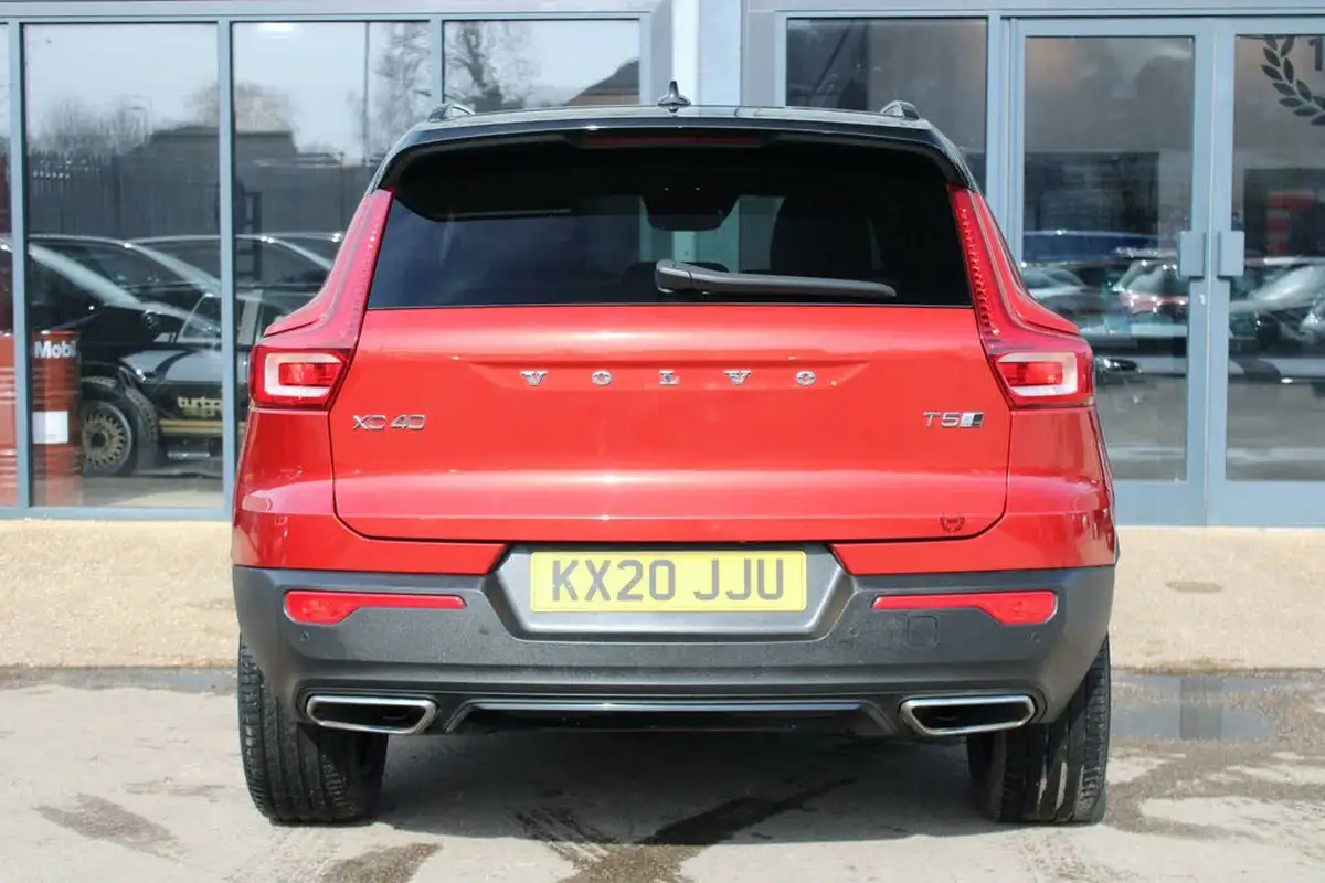 2020-volvo-xc40-20-t5-r-design-big-6