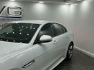 2015-jaguar-xe-20td-r-sport-180ps-auto-small-15