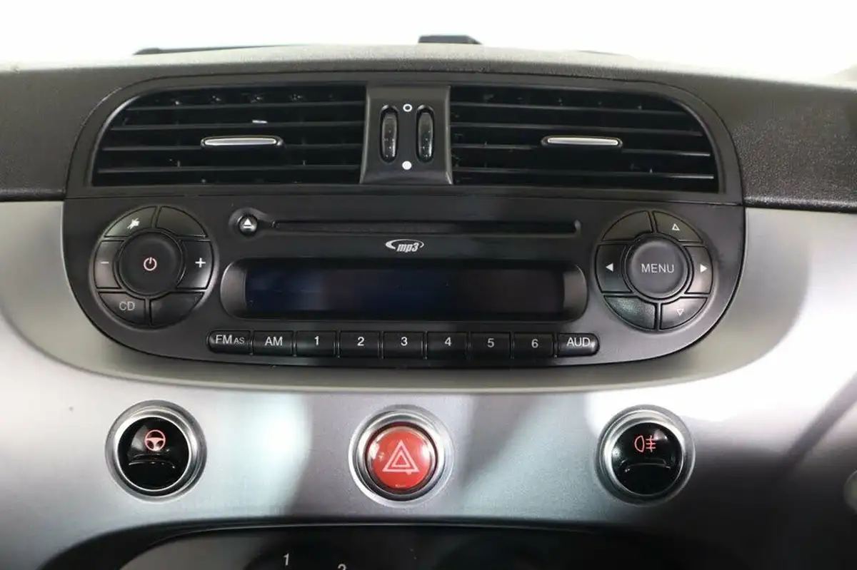 2014-fiat-500-12-s-big-27