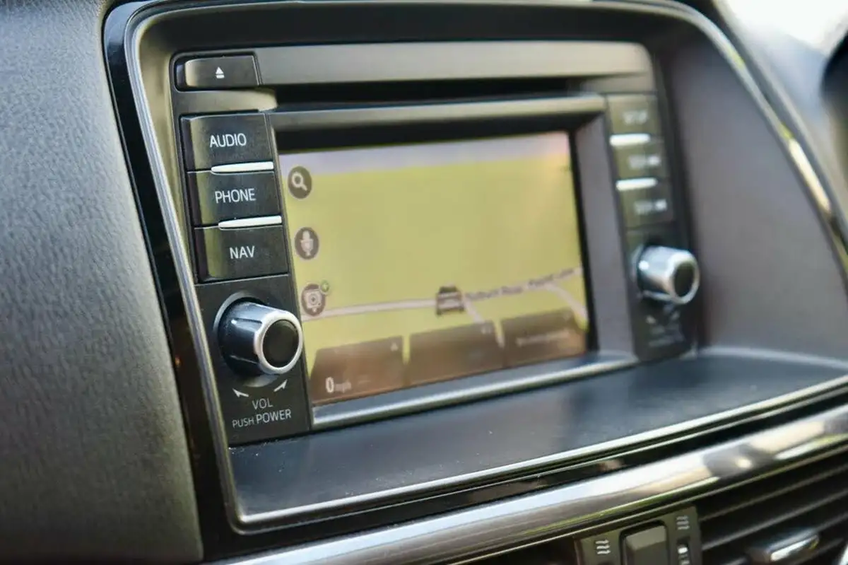 2013-mazda-mazda6-22d-se-l-nav-tourer-5d-big-34