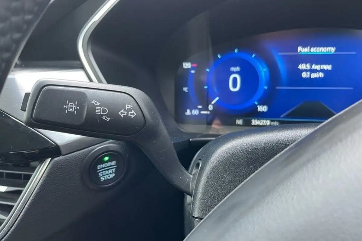 2022-ford-kuga-big-13
