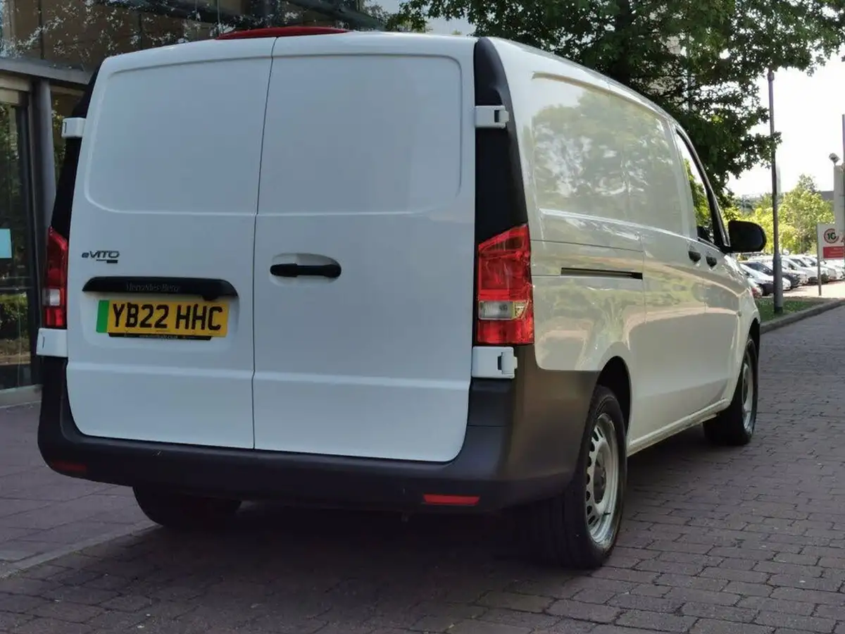 2022-mercedes-benz-vito-e-progressive-l2-big-5