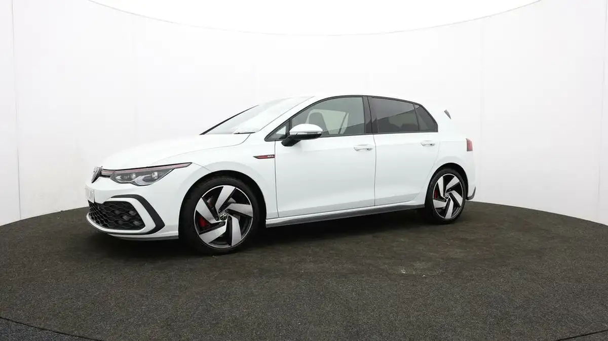 2024-volkswagen-golf-20-tsi-gti-245ps-big-56