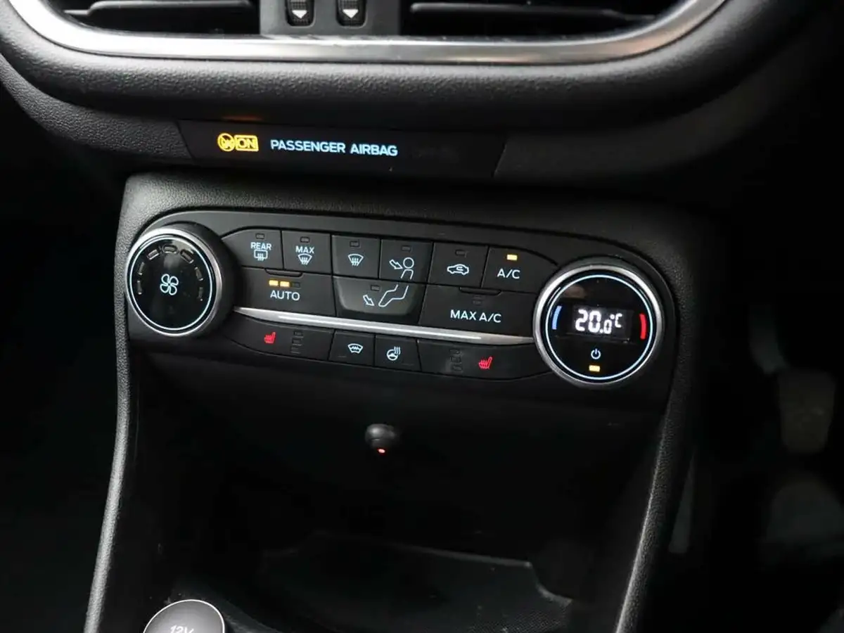 2019-ford-fiesta-10t-active-x-125ps-big-28
