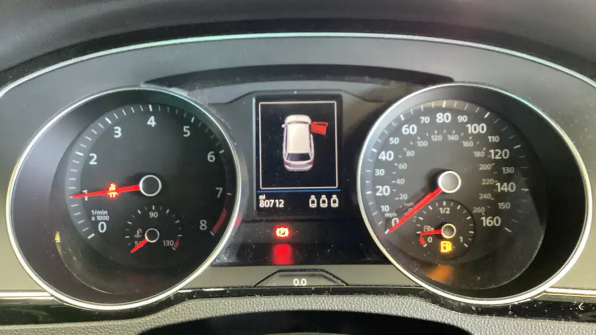 2019-volkswagen-passat-15-tsi-se-business-estate-5d-dsg-big-7