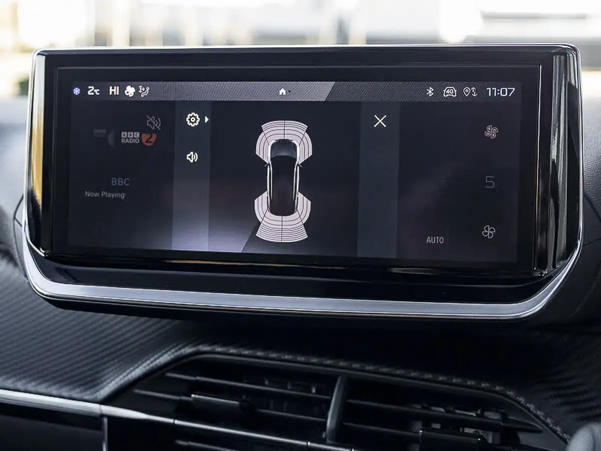 2025-peugeot-2008-suv-12-puretech-allure-130ps-big-8