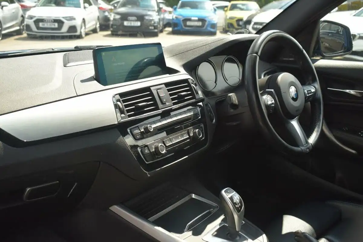 2019-bmw-1-series-20-120i-m-sport-shadow-edition-ss-5d-big-15