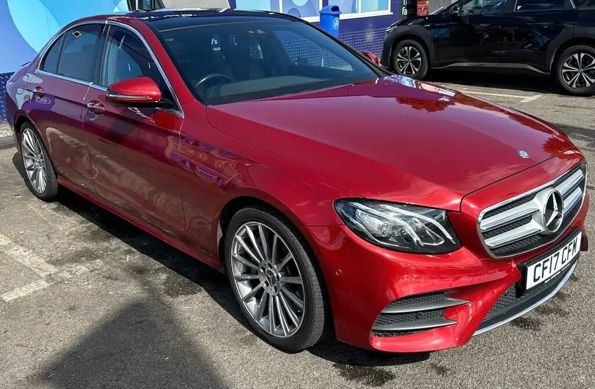 2017-mercedes-benz-e-class-30d-e350d-amg-line-premiumss-saloon-4d-big-0
