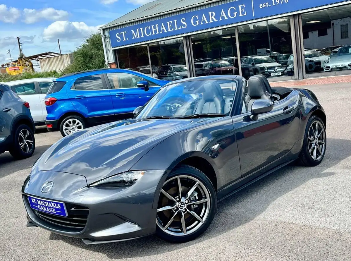 2018-mazda-mx-5-20-sport-convertible-big-0