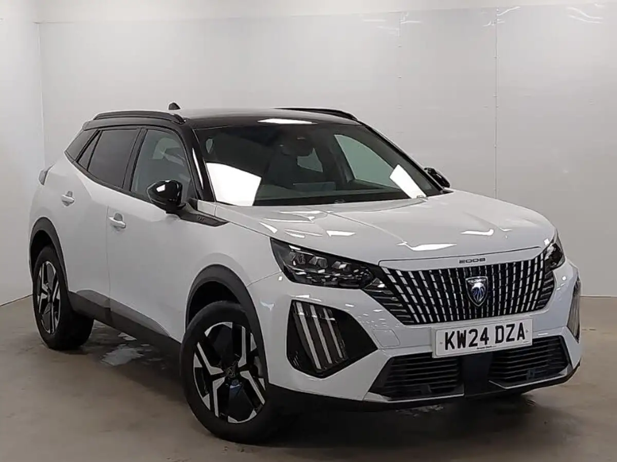 2024-peugeot-2008-suv-12-puretech-gt-130ps-eat8-big-0