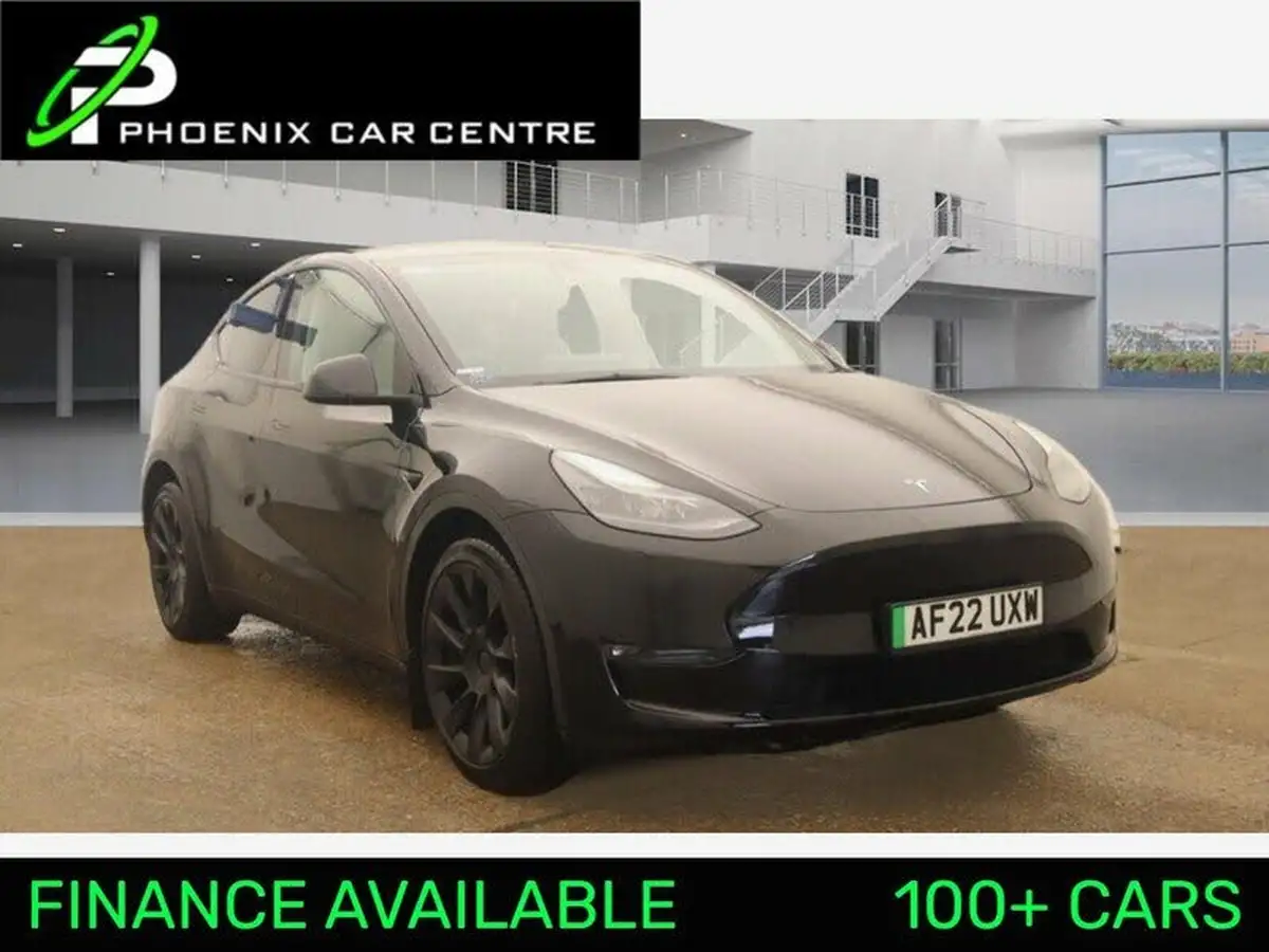 2022-tesla-model-y-e-long-range-big-0