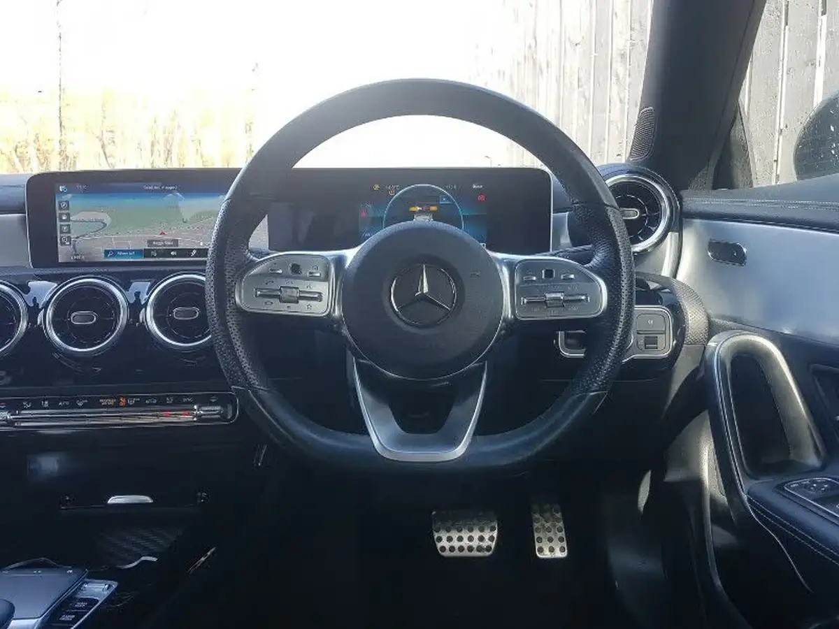 2019-mercedes-benz-cla-13-cla-180-amg-line-coupe-4d-big-6