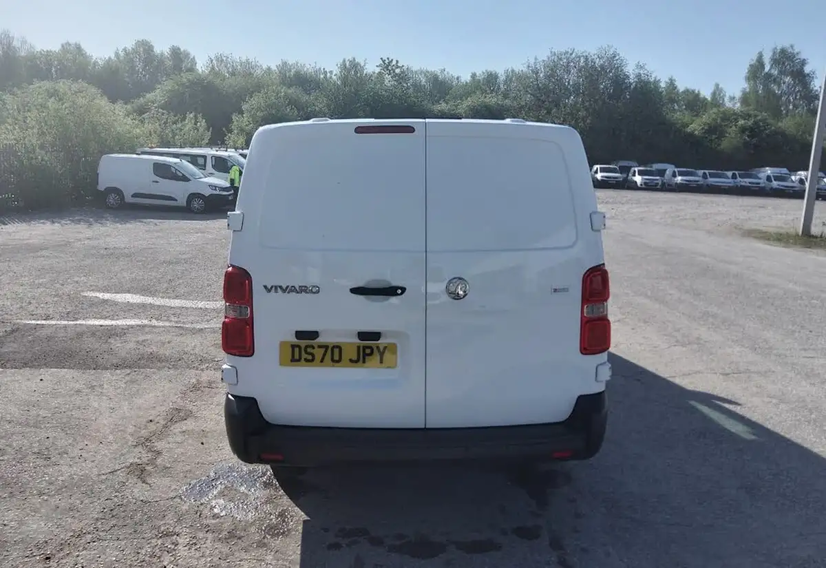 2020-vauxhall-vivaro-15td-2900-l2h1-edition-big-5