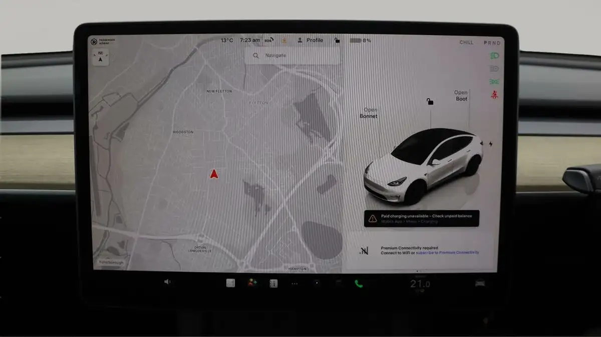 2023-tesla-model-y-e-long-range-big-11