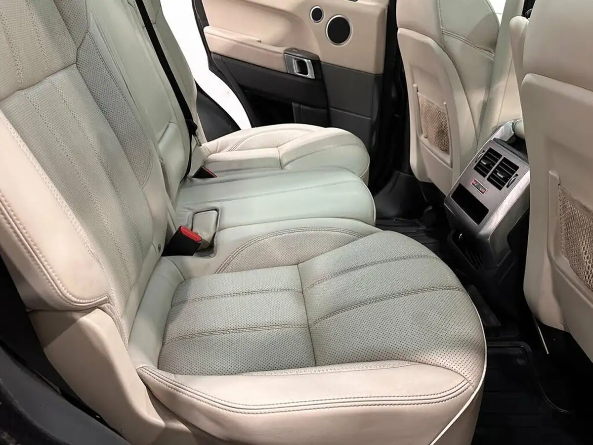 2017-land-rover-range-rover-sport-20sd4-hse-241ps-big-26