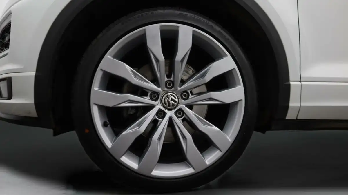 2019-volkswagen-t-roc-15-tsi-r-line-dsg-big-18