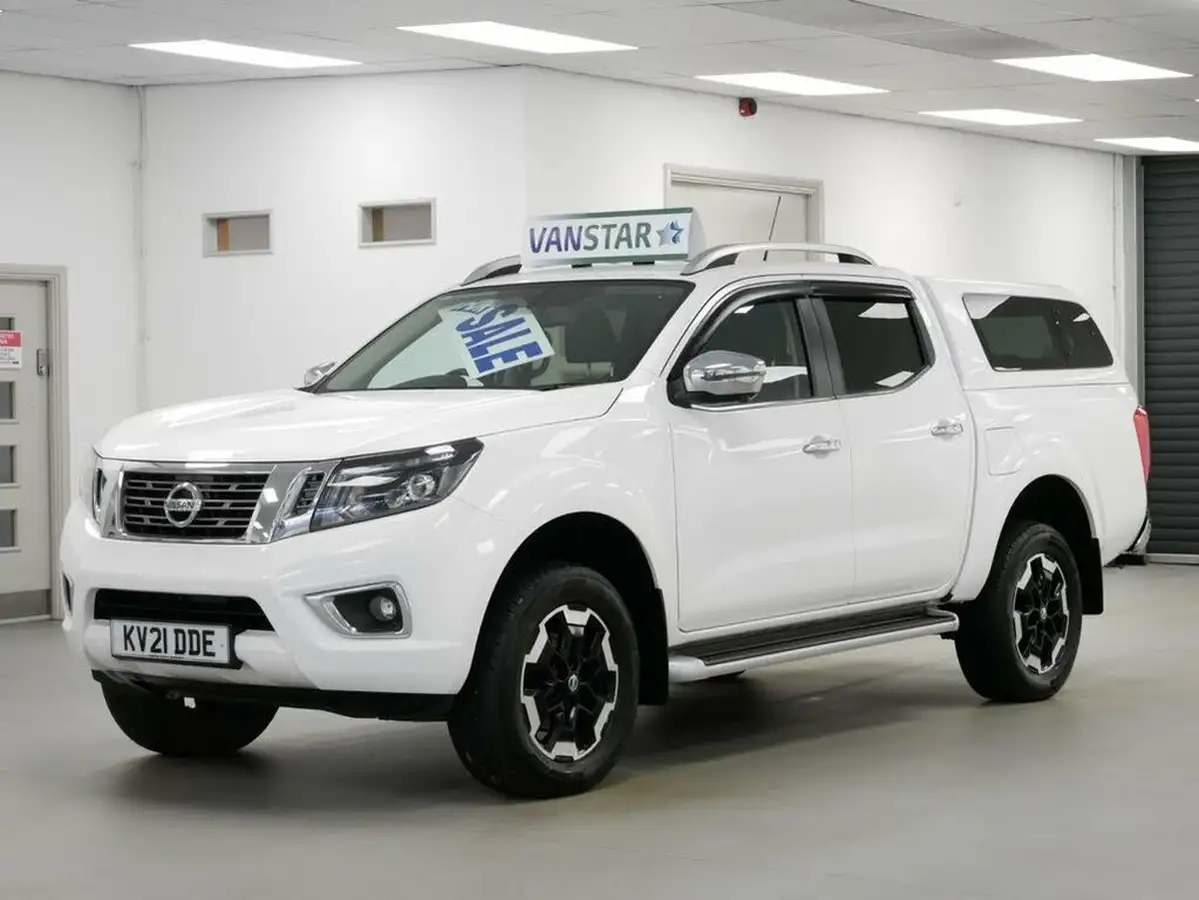 2021-nissan-navara-23dci-tt-tekna-8-navileather-auto-big-1