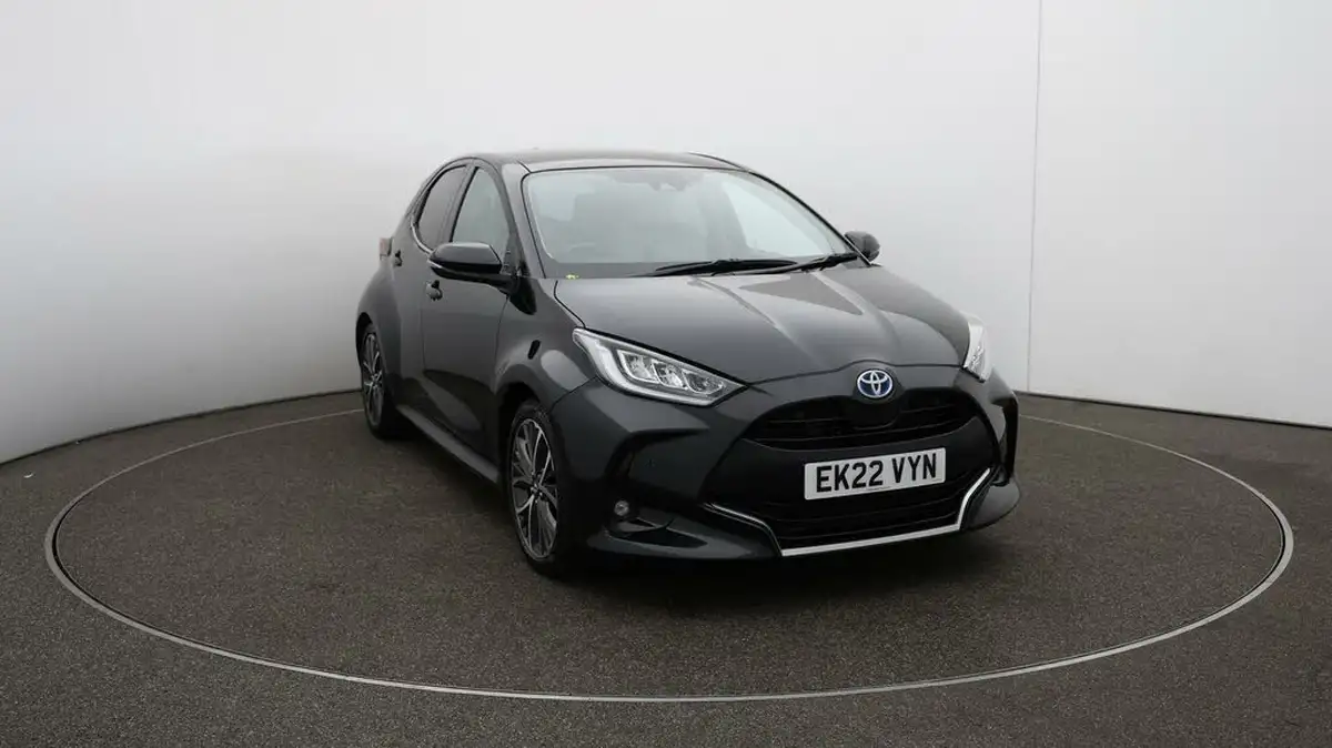 2022-toyota-yaris-15-vvt-i-excel-big-40