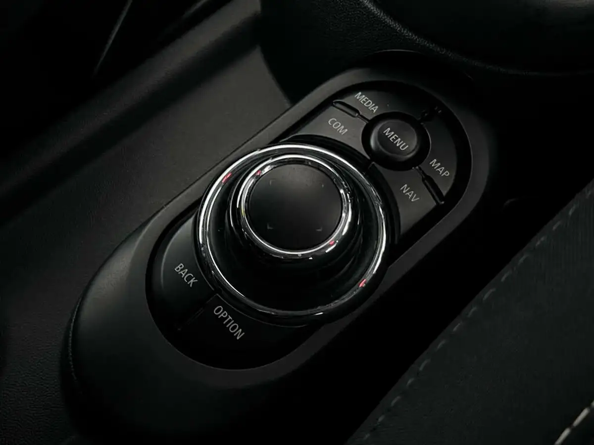 2021-mini-cooper-15-cooper-sport-hatchback-3d-big-37