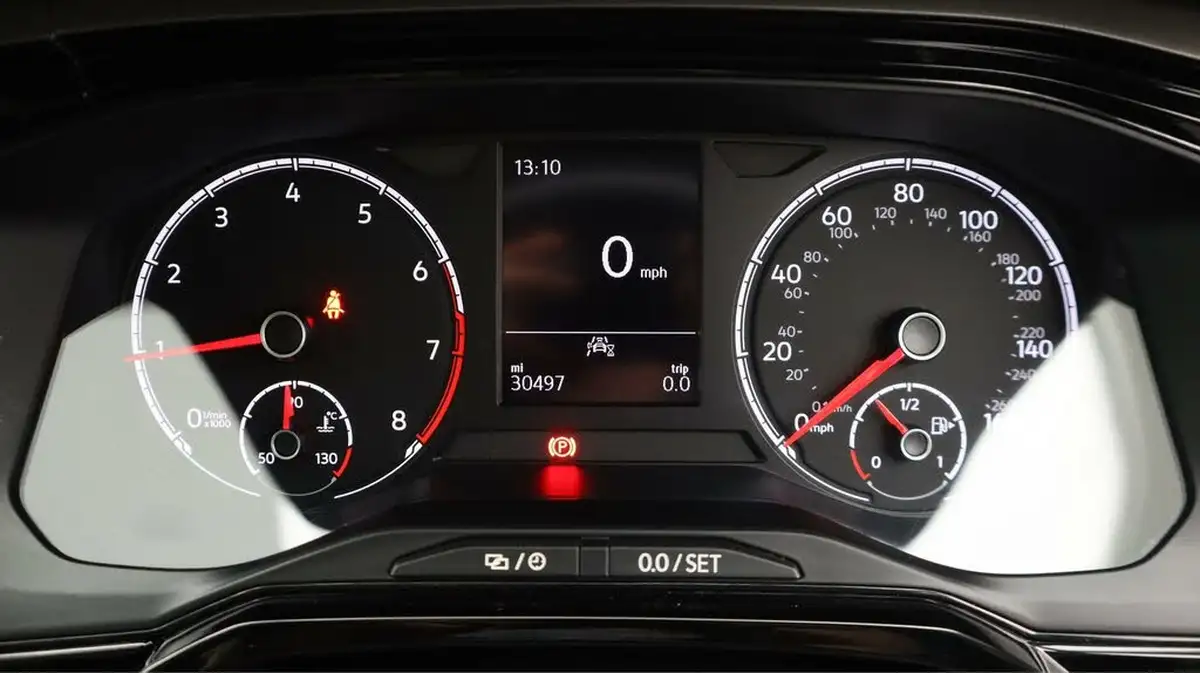 2020-volkswagen-polo-10-tsi-match-big-10