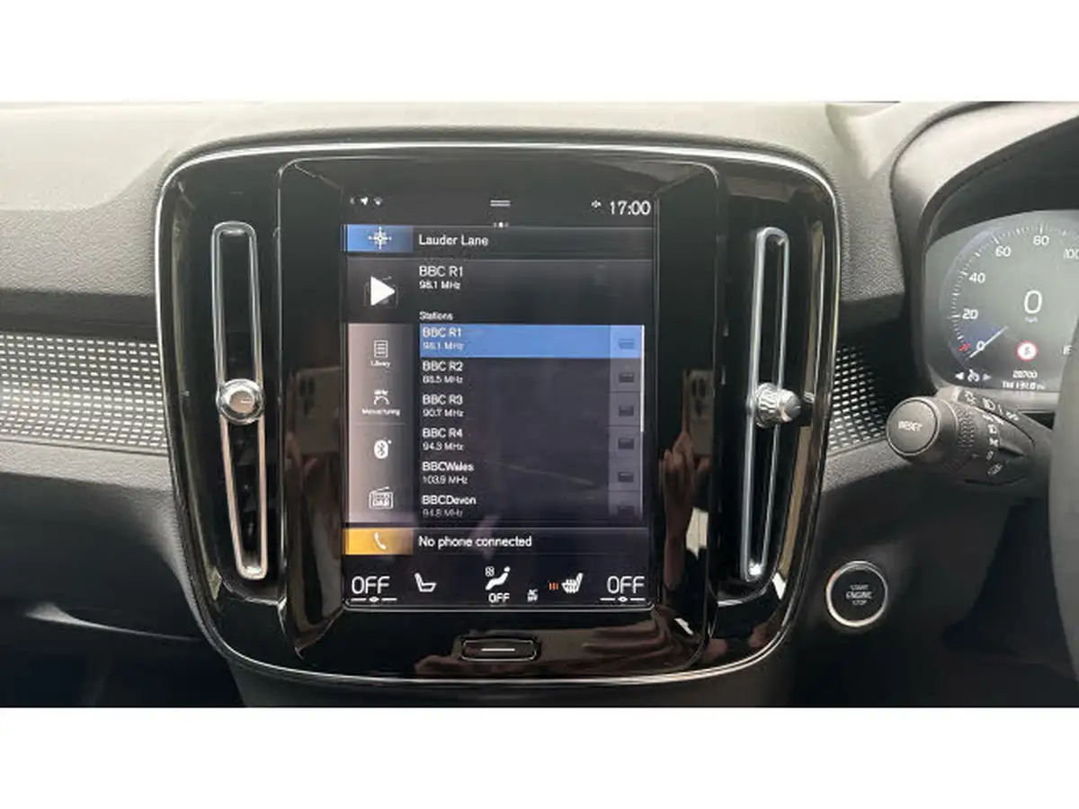 2021-volvo-xc40-15-t5-r-design-pro-258bhp-big-28