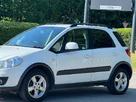 2011-suzuki-sx4-16-sz5-small-15