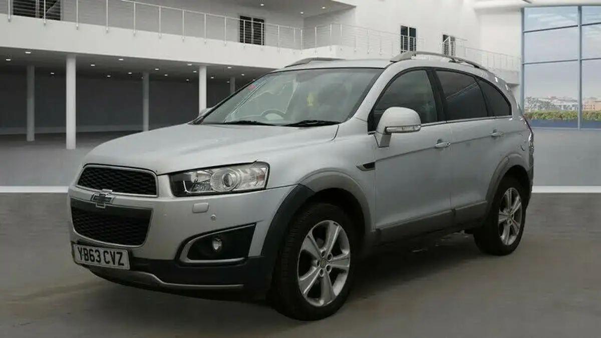 2013-chevrolet-captiva-22-vcdi-ltz-auto-big-1