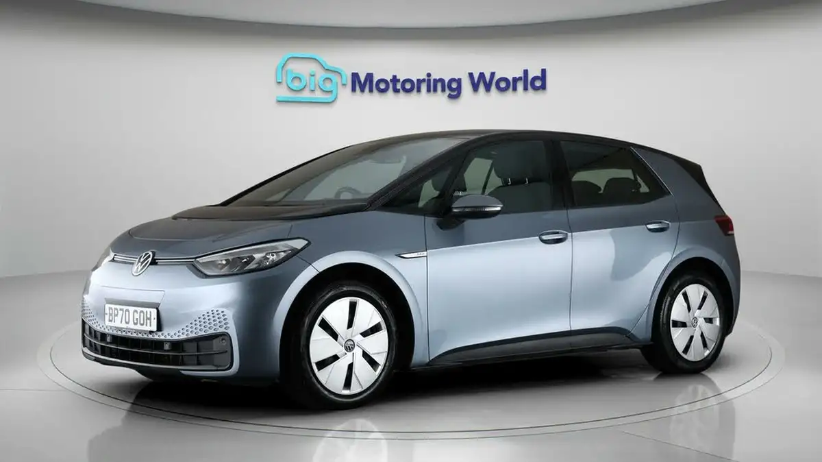 2020-volkswagen-id3-e-life-big-2