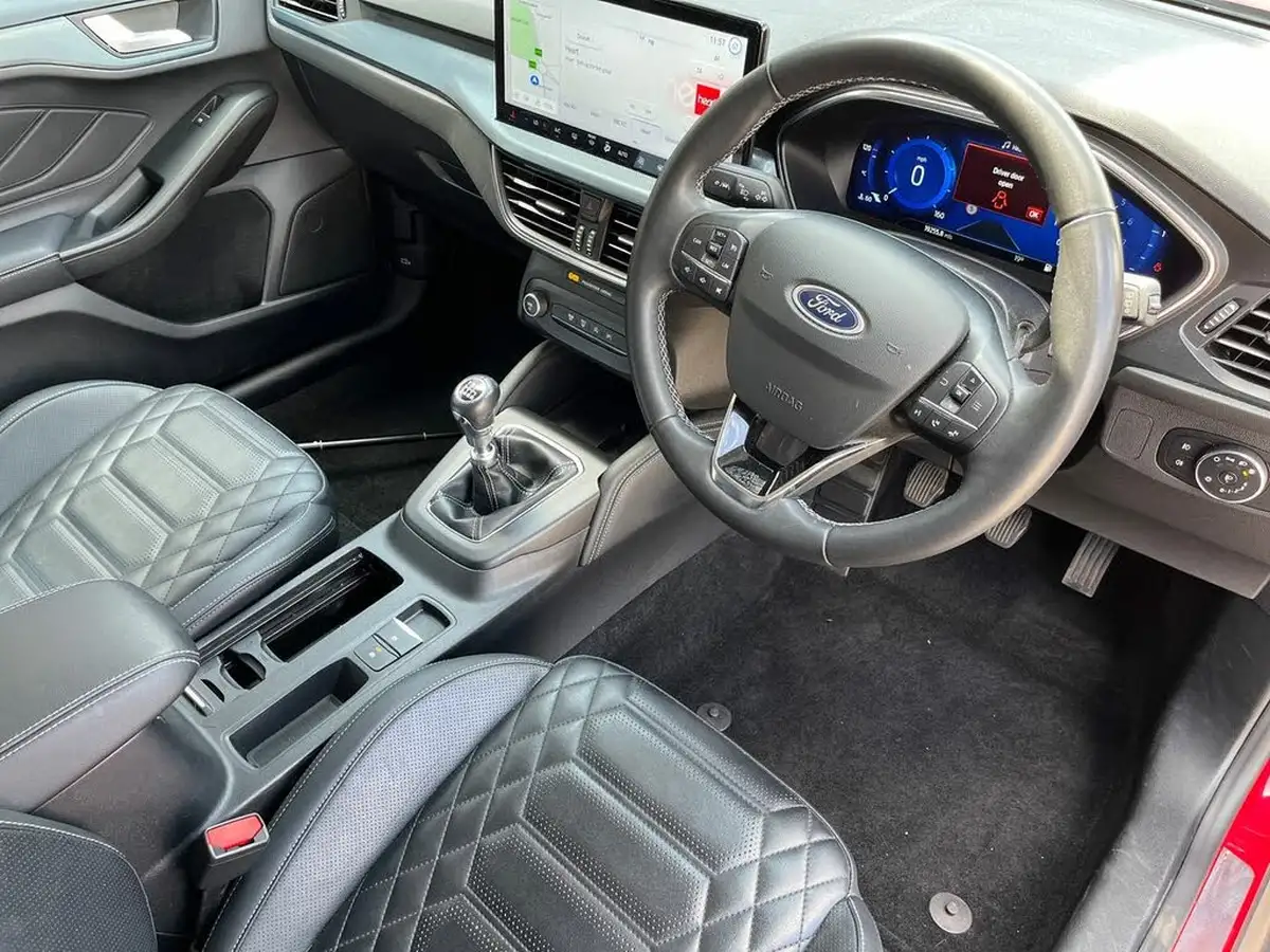 2022-ford-focus-big-5