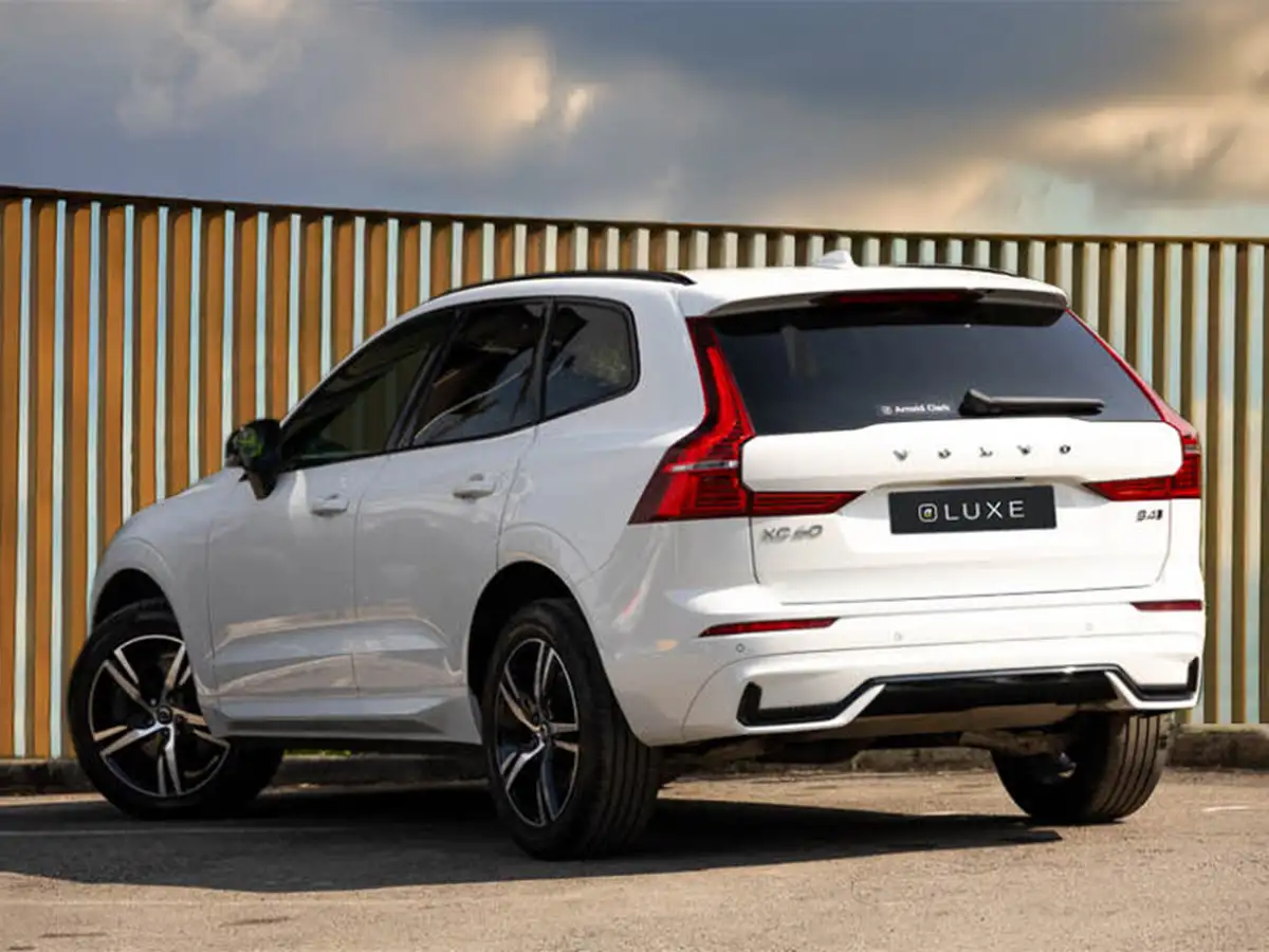 2021-volvo-xc60-20td-b4-r-design-awd-big-1