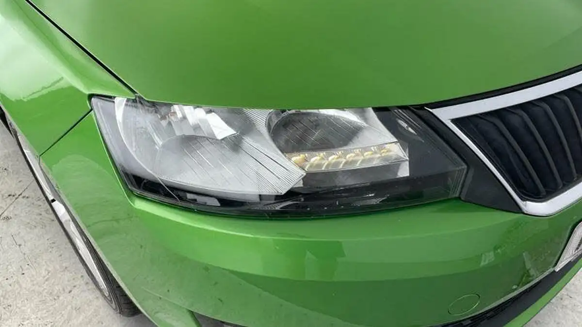 2018-skoda-rapid-spaceback-10-tsi-se-tech-109ps-big-34